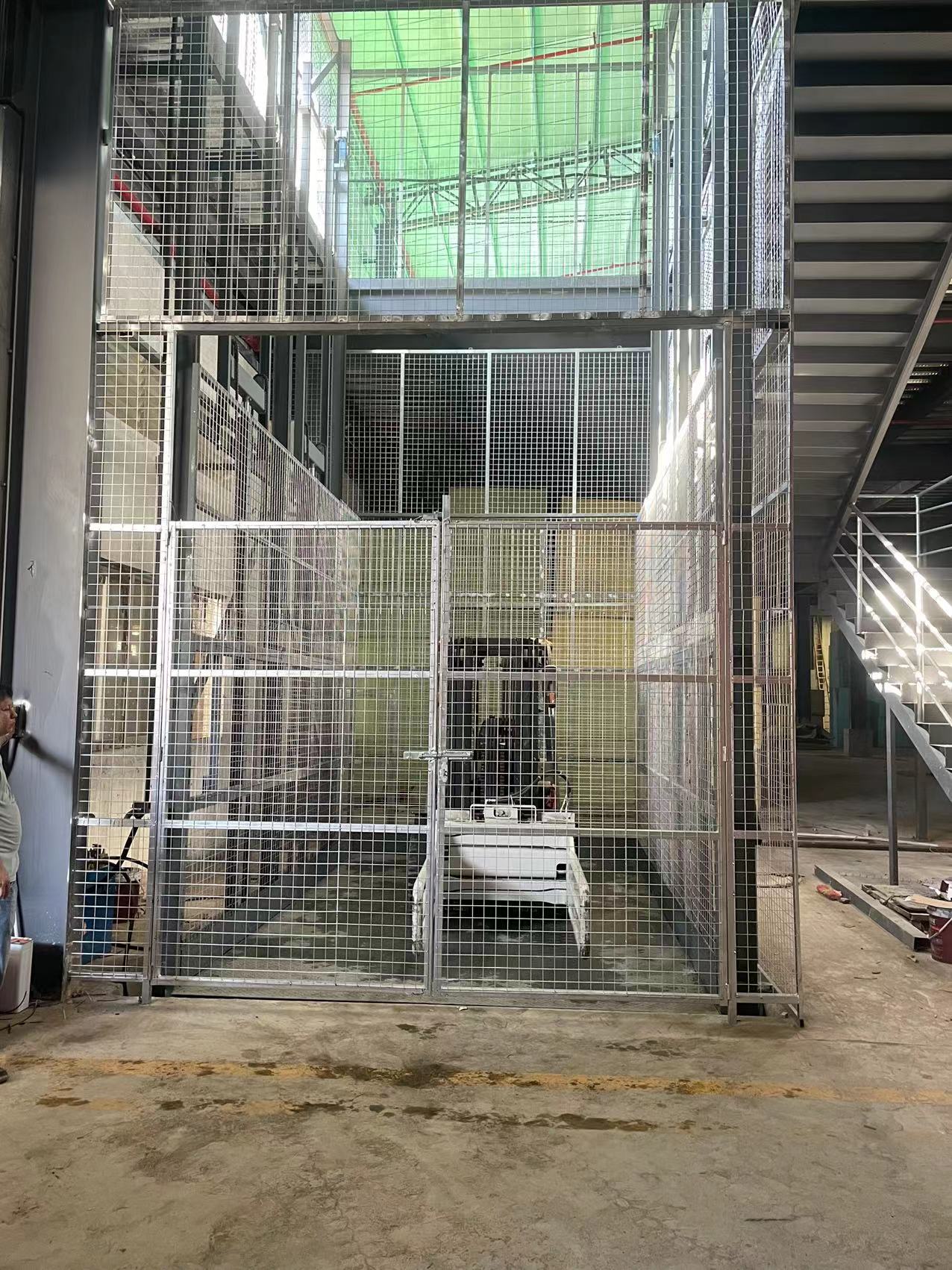 東莞升降作業(yè)平臺操作使用需要符合哪些規(guī)范要求